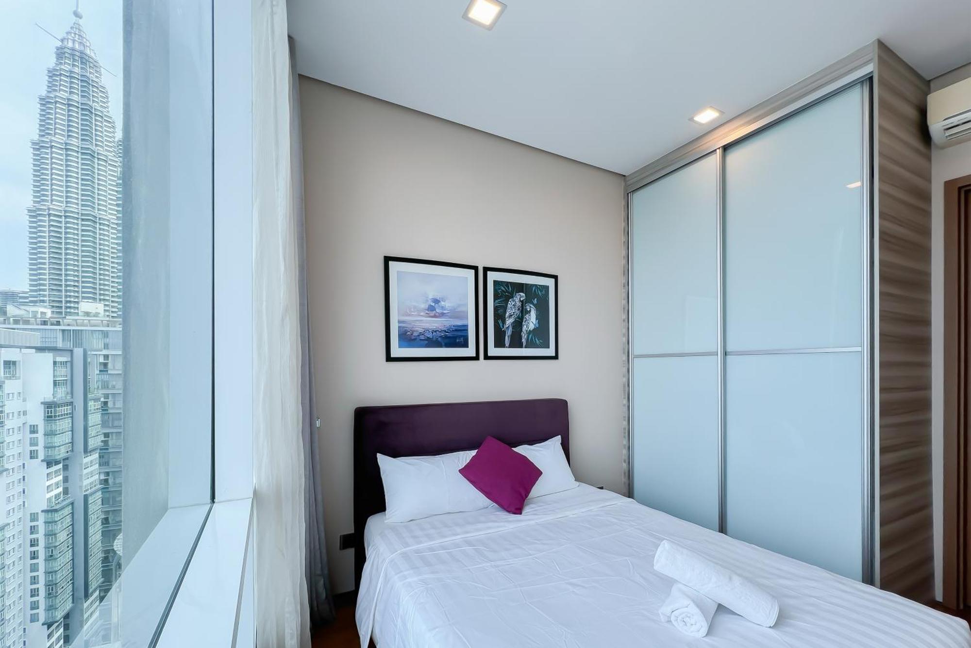Soho Suites Klcc By Guesthouse Kuala Lumpur Exterior foto